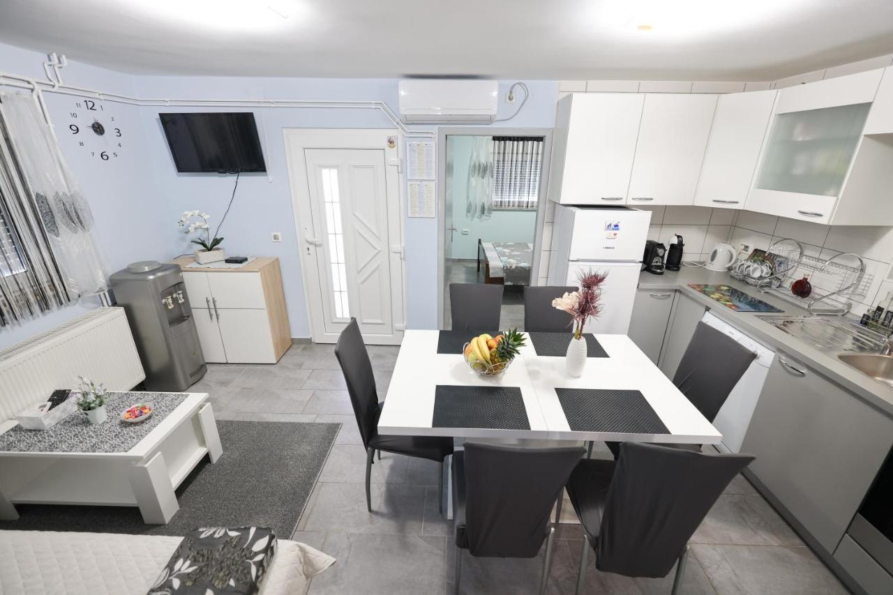 Two Bedroom Sunset Vir